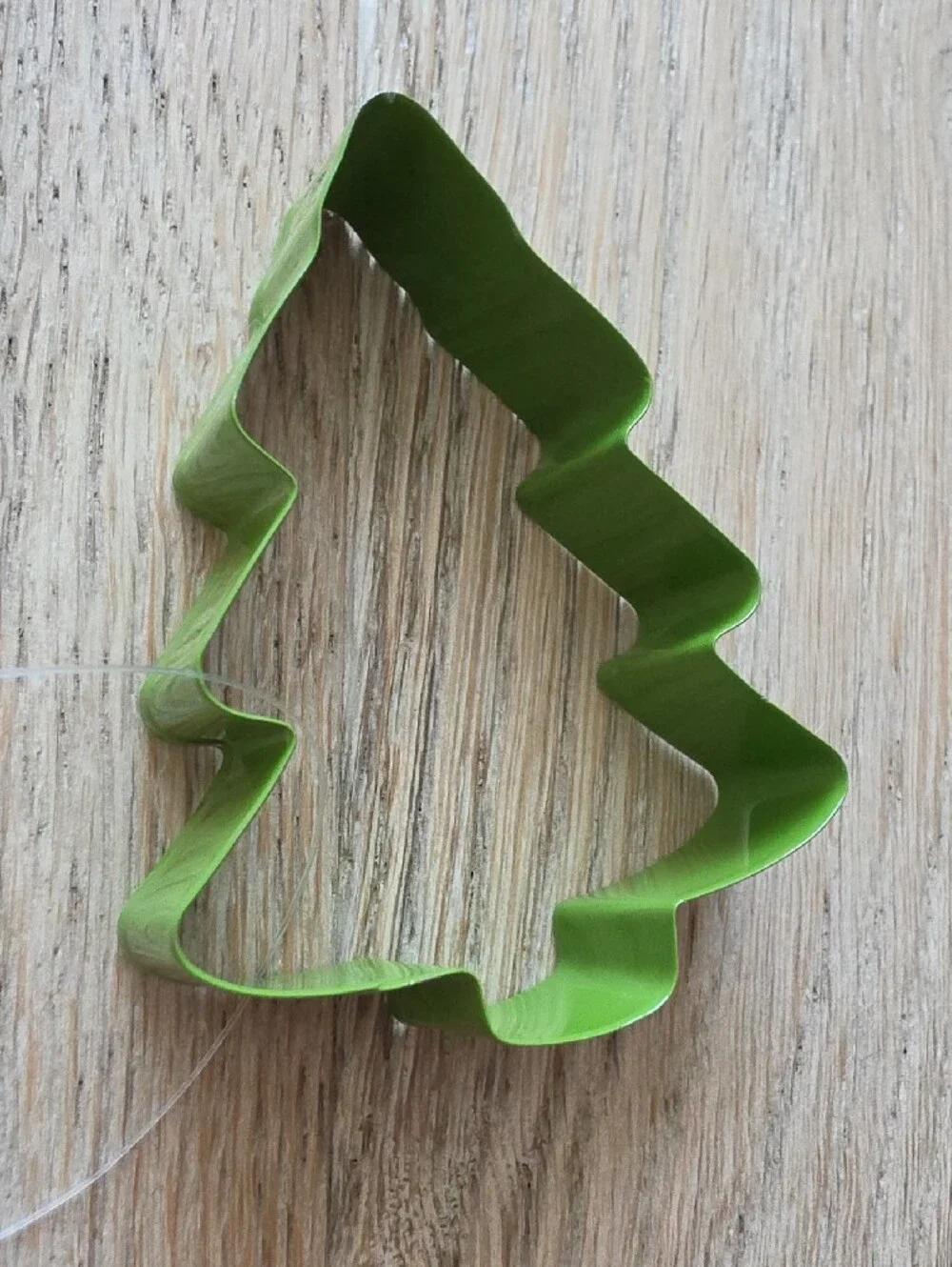 NWOT Candy Cane Silicone Spatula with Wooden Handle & Green Tree Cookie Cutter